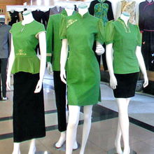 法特羽絨制衣廠 專業(yè)團體訂做服飾，服飾零售一站式服務(wù)